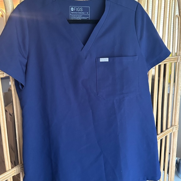 Figs navy blue scrub set Medium - Picture 2 of 6